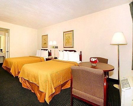 Quality Inn Executive Center Greenville Habitación foto